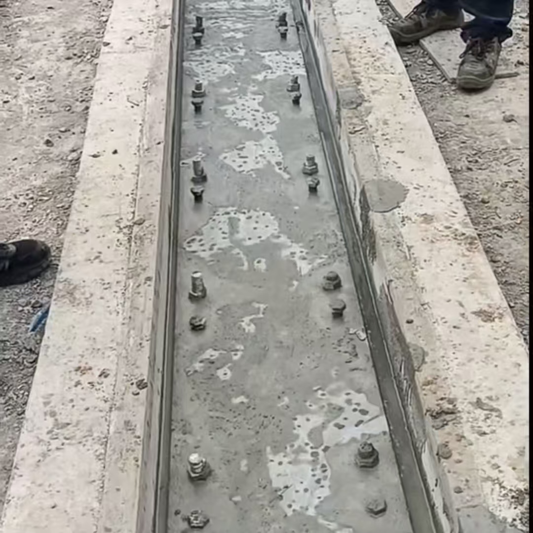 奎文港口码头起重机龙门吊重型机械设备稳固用早强快凝轨道胶泥